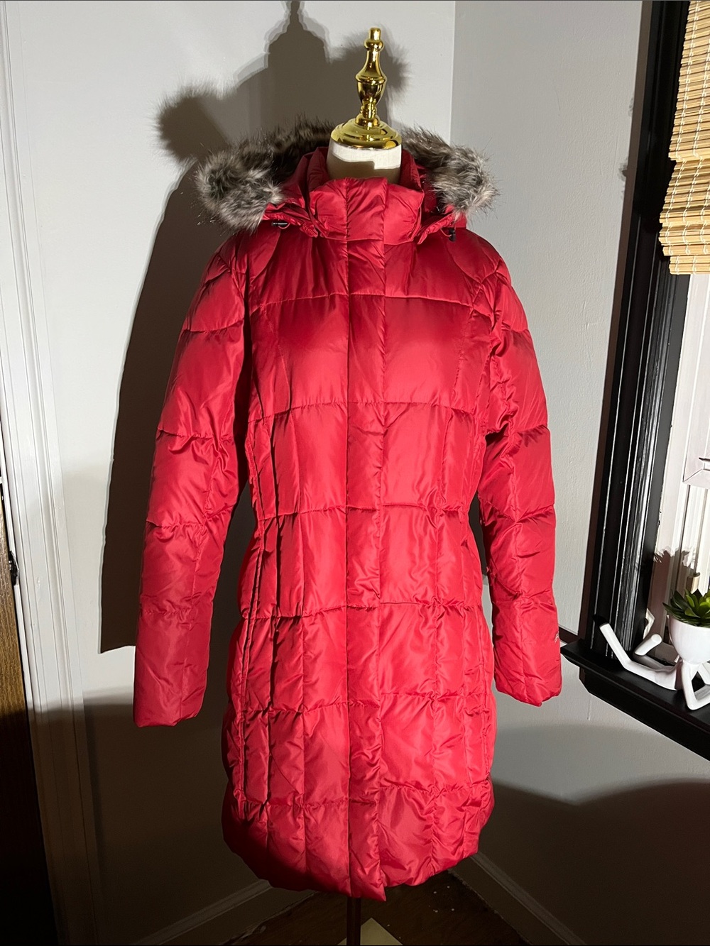 NWOT Eddie Bauer Red Long Quilted Puffer Coat W/ Detach Faux Fur Trim Hood - XL